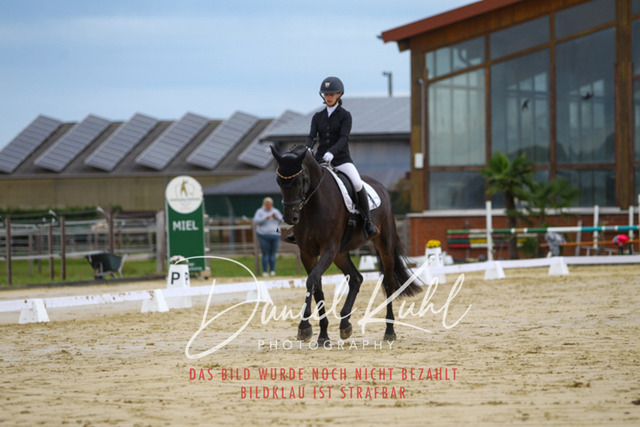 DKP43567 | Turniersportfotografie; Pferdefotografie; Dressurfotografie