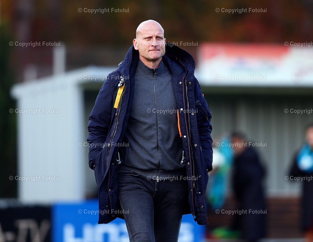 A_LUI_181025_20 | SPORT,FUSSBALL,REGIONALLIGA MITTE ASKOE OEDT-UNION GURTEN 18.10.2025 IM BILD: TRAINER CARSTEN JANCKER (OEDT) FOTO:FOTOLUI