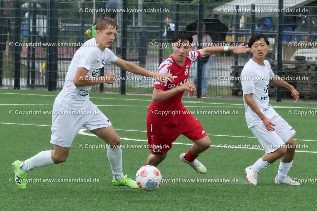 Fußball : C-Junioren : Aufstieg Regionalliga West : SUS 09 Dinslaken - Vfb 03 Hilden am 04.06.2026 in Dinslaken | Fußball : C-Junioren : Aufstieg Regionalliga West : SUS 09 Dinslaken (rotr Trikots)- Vfb 03 Hilden (weiße Trikots) am 04.06.2026 in Dinslaken - Realisiert mit Pictrs.com