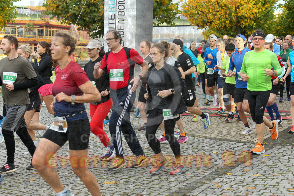 241020_0948_EX1_7129 | Sportfotografie im Rhein-Sieg Kreis, Köln, Bonn, NRW, Rheinland Pfalz, Hessen, etc. Unser Tätigkeitsfeld umfasst den Laufsport vom Volkslauf über den Marathon, Duathlon, Triathon bis zum Ultralauf wie Kölnpfad Ultra oder Schindertrail.