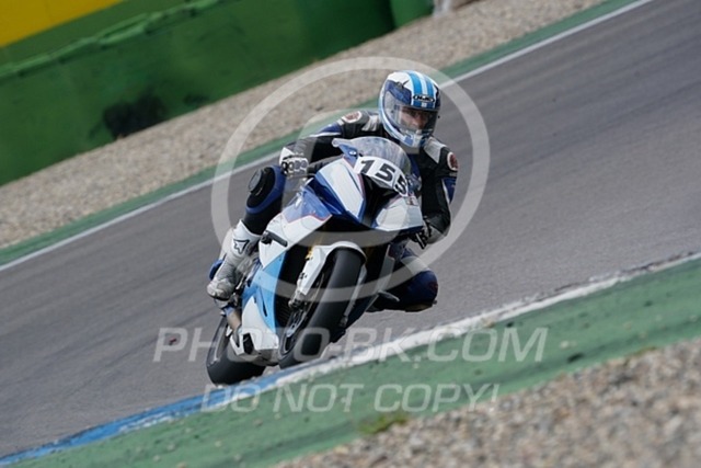 2022_07_01_PBK_14375 | Sportfotografie; SlowMotion; Video; Rennstrecke; Hafeneger; Speer; Racing; RSE; BMW; CBO; Trackday; Motorsportarena; Hockenheimring; Brno; Most; Barcelona; Valencia