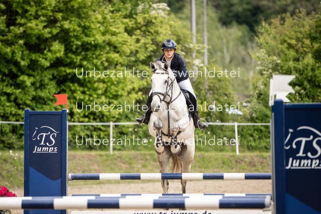 Bad_Meinberg_06424 | saradresslerfotografie - Realisiert mit Pictrs.com