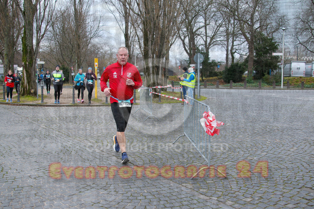 231231_1023_EV4_8687 | Sportfotografie im Rhein-Sieg Kreis, Köln, Bonn, NRW, Rheinland Pfalz, Hessen, etc. Unser Tätigkeitsfeld umfasst den Laufsport vom Volkslauf über den Marathon, Duathlon, Triathon bis zum Ultralauf wie Kölnpfad Ultra oder Schindertrail.