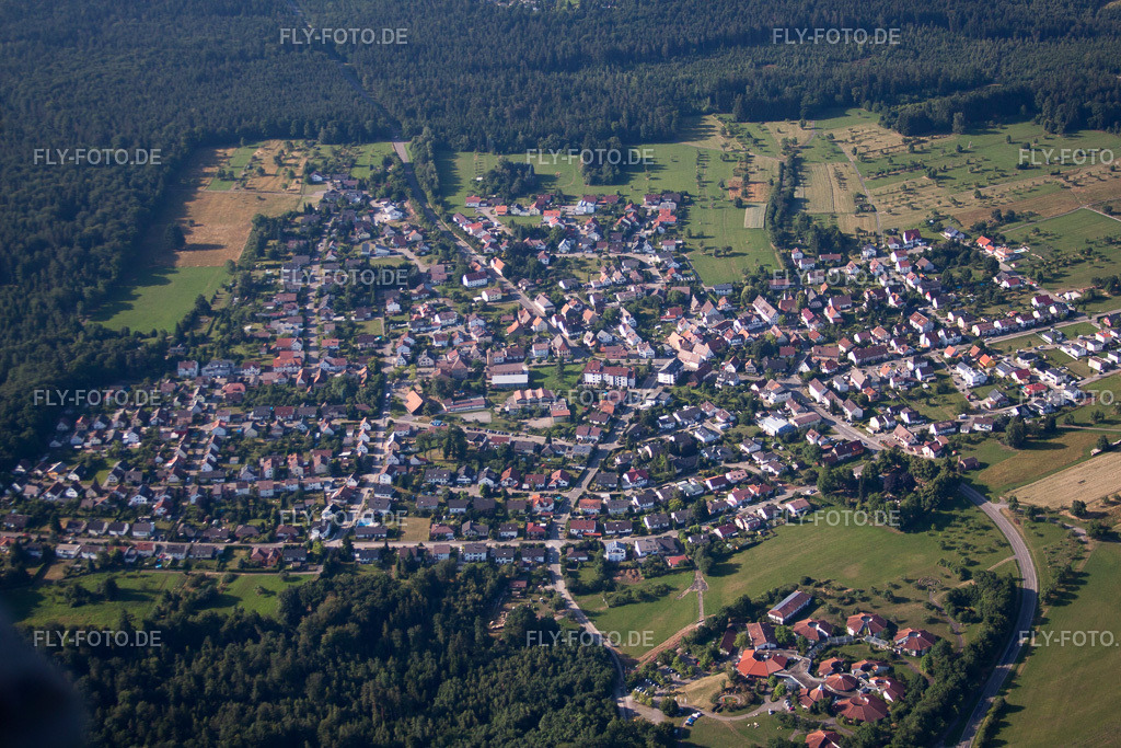 Begegnungszentrum | Luftbild: Begegnungszentrum im Ortsteil Hohenwart in Pforzheim im Bundesland Baden-Württemberg in Deutschland. Foto: IMG_69975.jpg vom 06.07.2014 durch Werner Riehm/FLY-FOTO.de - Realisiert mit Pictrs.com