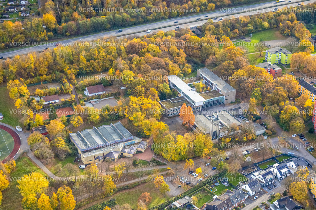 Hagen251102646 | Luftbild, FESH Gesamtschule - Freie Evangelische Schule Hagen, TSV Vorhalle, Tennisplätze, herbstliche Bäume, Vorhalle, Hagen, Ruhrgebiet, Nordrhein-Westfalen, Deutschland