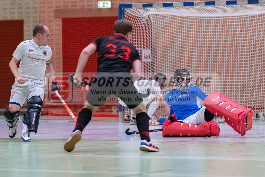 HK_20230113_102740 | 1. Bundesliga ( Halle ) Herren Crefelder HTC - DSD Düsseldorf am 13.1.2023 Crefelder HTC  ( CHTC ) Halle Glockenspitz , Krefeld , Joshua Onyekwue Nnaji Torwart ( Crefelder HTC #29 )