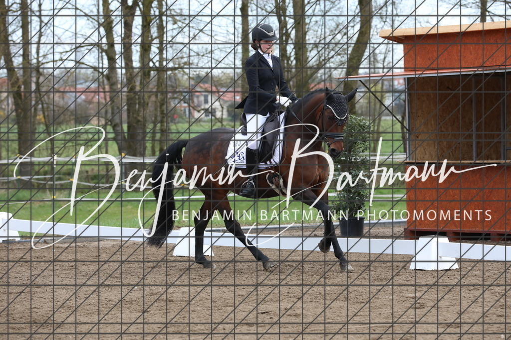 AZ2A4147 | Benjamin Bartmann Photomoments