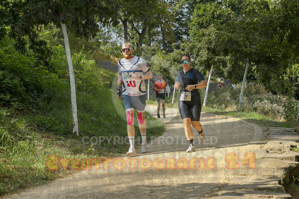 250824_1507_EX1_8501 | Sportfotografie im Rhein-Sieg Kreis, Köln, Bonn, NRW, Rheinland Pfalz, Hessen, etc. Unser Tätigkeitsfeld umfasst den Laufsport vom Volkslauf über den Marathon, Duathlon, Triathon bis zum Ultralauf wie Kölnpfad Ultra oder Schindertrail.