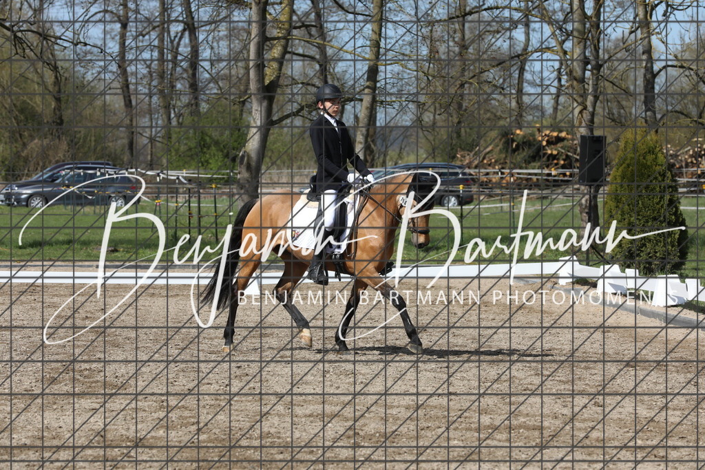 AZ2A3250 | Benjamin Bartmann Photomoments