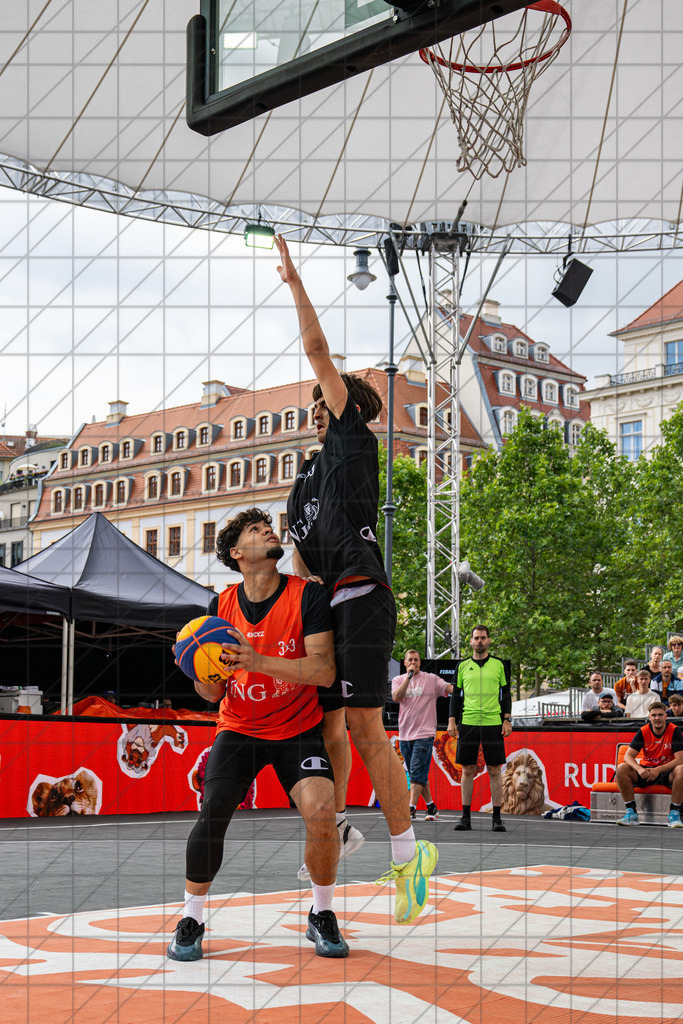 DIE FINALS 2025 | Dt. Meisterschaft 3x3   | //  03.08.25: DIE FINALS 2025 | Dt. Meisterschaft 3x3   / Dresden / Deutschland  //   CREDIT:www.bullenfotos.de, Martin König, Hörner Weg 40, D-49078 Osnabrück, +4917663732967 // Nutzung und Weitergabe nur zu den vereinbarten Zwecken. Presseanfragen an Ersteller. Alle Rechte beim Ersteller. Honorierung nach MFM. - Realisiert mit Pictrs.com