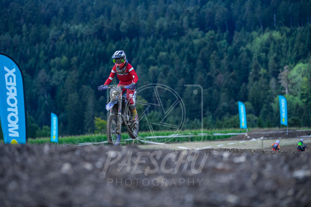 Lady (63) | Paeschuphoto Shop - Wer nicht sucht der auch nicht findet.Ob Motocrossbilder oder von einem besuchtem Spiel, Hauptsache Action. - Realisiert mit Pictrs.com