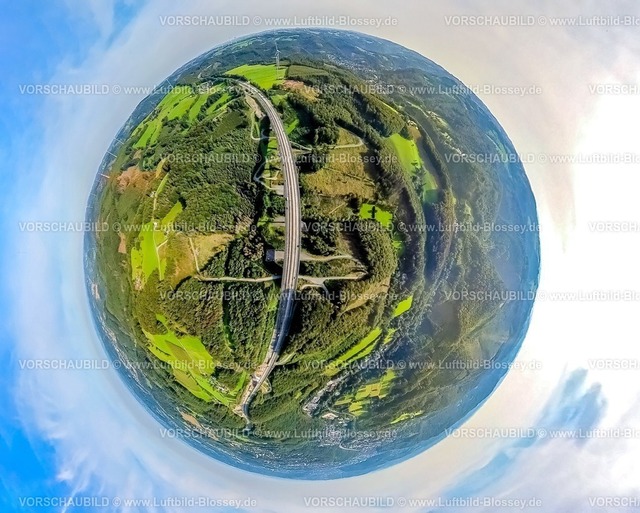 Hagen230990014 A45 Sauerlandlinie Bruecke | Luftbild, Talbrücke Brunsbecke Baustelle, Autobahn A45 Sauerlandlinie, umgeben von Wiesen und Feldern, Erdkugel, Fisheye Aufnahme, Fischaugen Aufnahme, 360 Grad Aufnahme, tiny world, Eilpe, Hagen, Ruhrgebiet, Nordrhein-Westfalen, Deutschland
