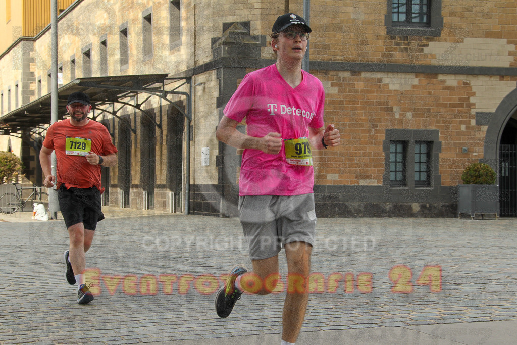250920_1527_EV4_8844 | Sportfotografie im Rhein-Sieg Kreis, Köln, Bonn, NRW, Rheinland Pfalz, Hessen, etc. Unser Tätigkeitsfeld umfasst den Laufsport vom Volkslauf über den Marathon, Duathlon, Triathon bis zum Ultralauf wie Kölnpfad Ultra oder Schindertrail.