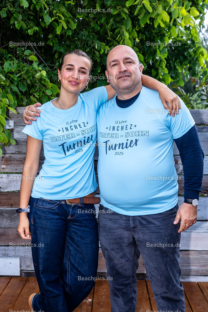 2025-200076037-Vater-Sohn-Turnier-Familienfotos | Pinar Atalay, Bundeskanzler Friedrich Merz 29.05.2025; Berlin Foto: Gerold Rebsch - www.beachpics.de