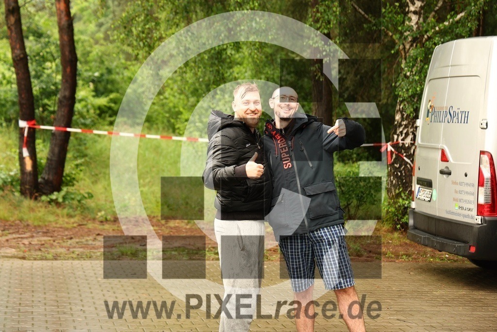 social-20240604_33460 | Schöne Erinnerungen an spannende Momente - das festzuhalten ist unser Job. PIXELrace.de ist seit 2003 auf den Rennstrecken Europas unterwegs um die Action draußen beim Fahren und die wunderbare Stimmung imm Fahrerlager für euch einzufangen.