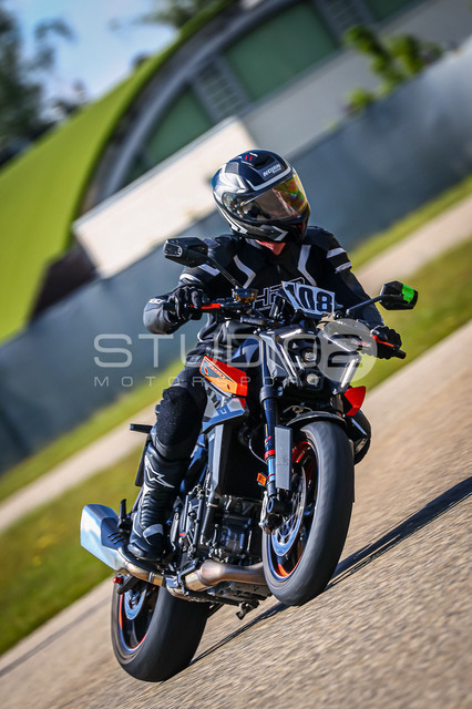 0108-260508DCB-056_108 | Deine Full-Service-Agentur für ✔️Videoproduktionen und ✔️Motorsportfotografie Jetzt Angebot anfragen!