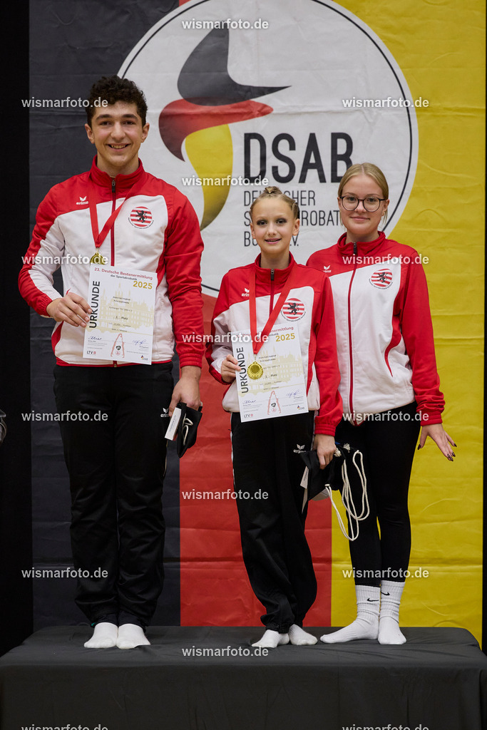 251102_siegerehrung_32 | wismarfoto.de - Realisiert mit Pictrs.com