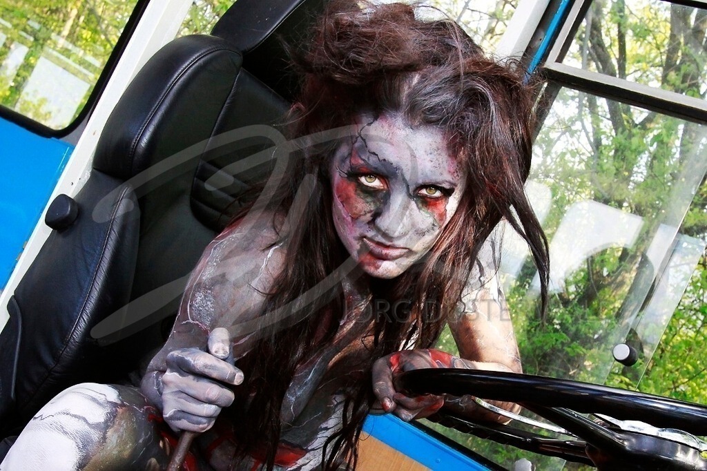 Bodypainting-ENDZEIT_1801 | #007 | Modell: Ilka | Foto: Tschiponnique Skupin - Realisiert mit Pictrs.com