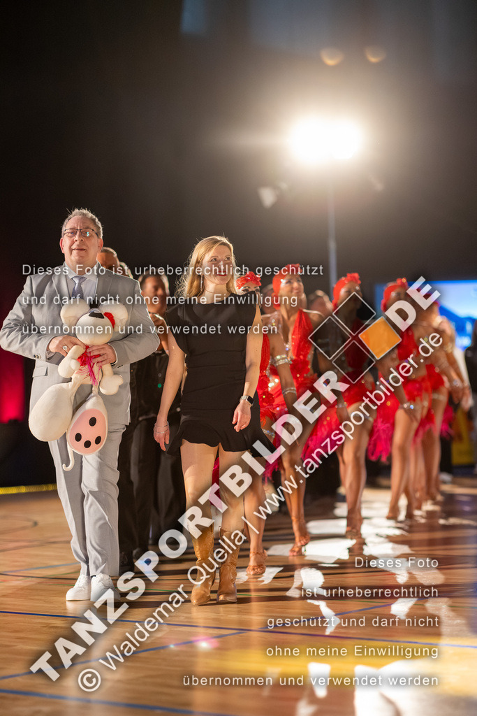 20260321-10060 | Hier finden Sie Tanz Bilder vom Latein und Standard Formationen tanzen. Sportbilder vom Tanzsport. Schöne Fotos und von Weltmeisterschaft, Europameisterschaft, Bundesliga, Regionalliga, Oberliga und Landesliga sowie von GOC Stuttgart, DanceComp, WM Bremen