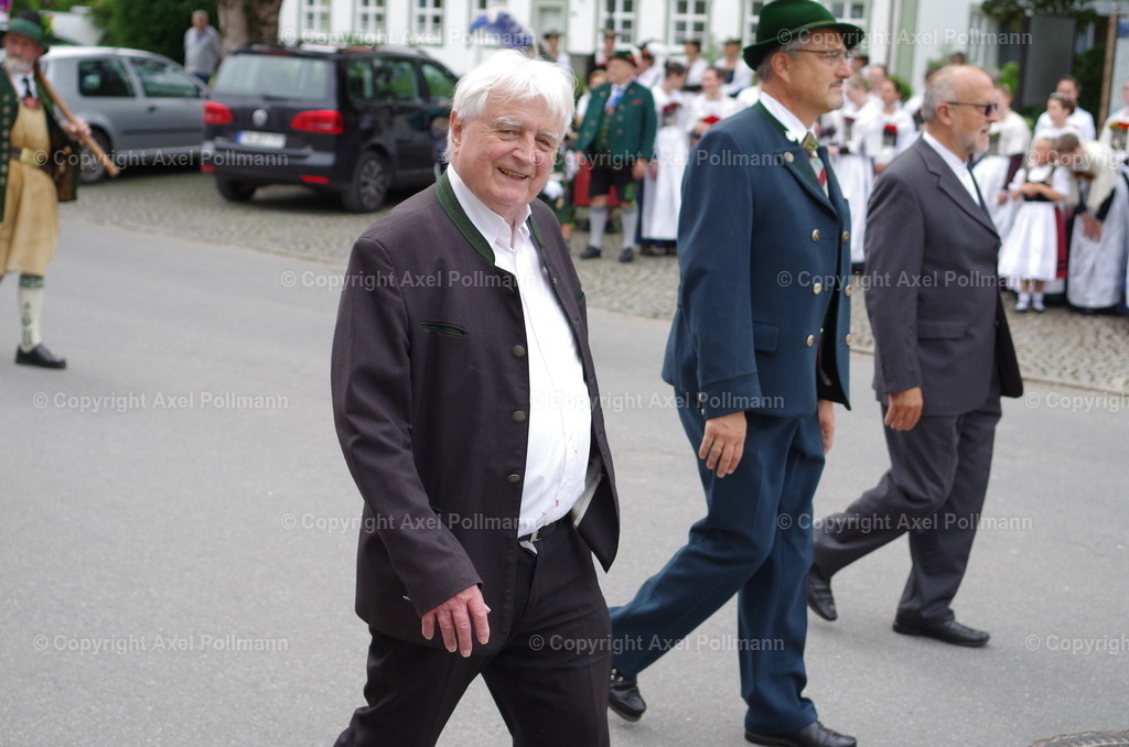 IMGP5783 | fotografiert von Axel PollmannLeonhardi Wallfahrt Benediktbeuern und Murnau, Fronleichnam, Fasching, Landschaft im Loisachtal und Benediktbeuern  - Realisiert mit Pictrs.com