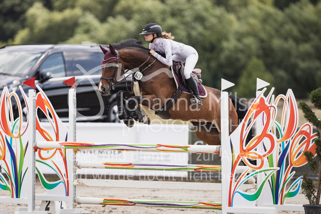 250629_PfSpTa_L-Spr2-410 | Deine schönsten Turniermomente als professionelle Fotos! Entdecke hochwertige Pferdesport-Fotografie im Online-Shop. Jetzt Fotos finden & bestellen!