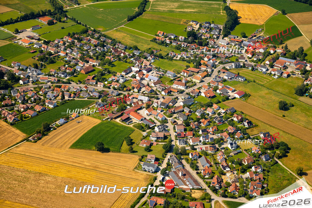 Das Luftbild zeigt : Rinnenthal Friedberg - Die Luftaufnahme wurde 2024 vom UL-Flugzeug aus erstellt ( keine Drohne ) - Hochauflösende Luftaufnahme - Für grossformatige Ausdrucke geeignet. Die Geschenkidee !Mit Lizenz und Bildrechte bestellbar