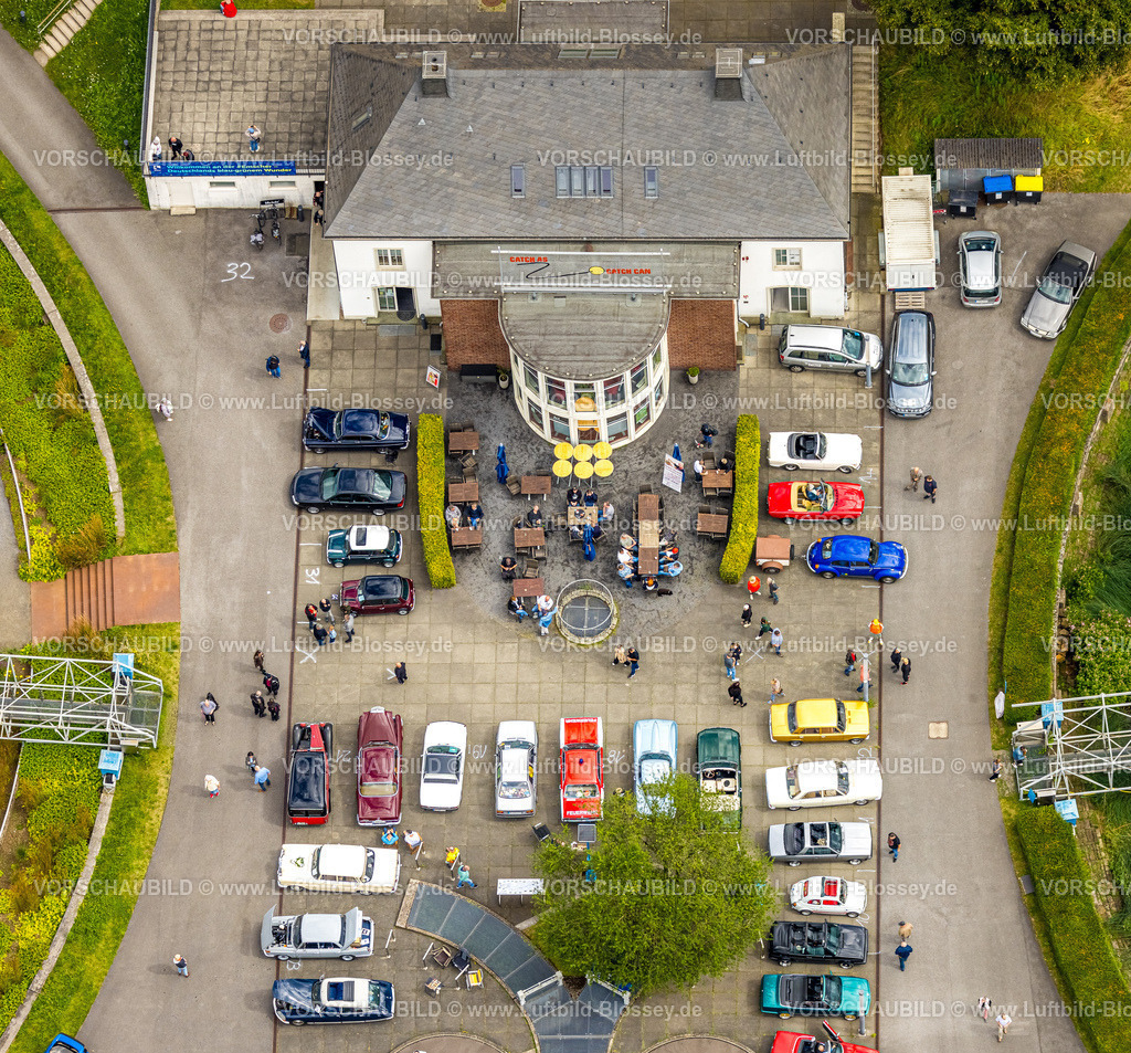 Bottrop240701035-2 | Luftbild, catch as you can Restaurant im Maschinenhaus, Oldtimer auf dem Parkplatz, Ebel, Bottrop, Ruhrgebiet, Nordrhein-Westfalen, Deutschland