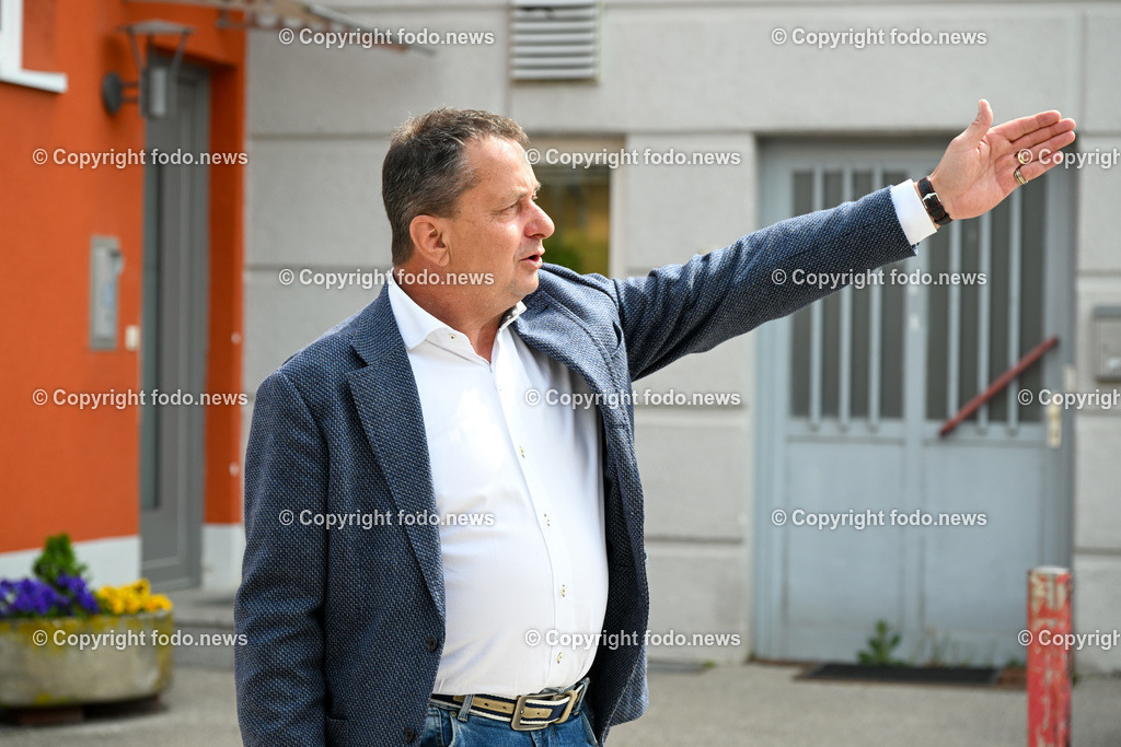 Pressekonferenz LR Markus Achleitner (VP)_ Neues Aktionsprogramm zur Orts- und Stadtkernbelebung in Ooe_ 08.05.2023-5 | 08.05.2023, Perg, AUT, Pressekonferenz LR Markus Achleitner (VP), Neues Aktionsprogramm zur Orts- und Stadtkernbelebung in Ooe, im Bild Labg. Anton Foschauer (VP, Bgm. Perg)
