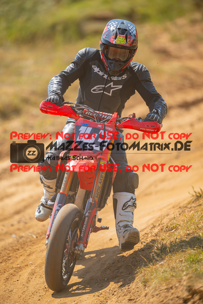 MaZZes-Fotomatrix-20260815-598306 | S2