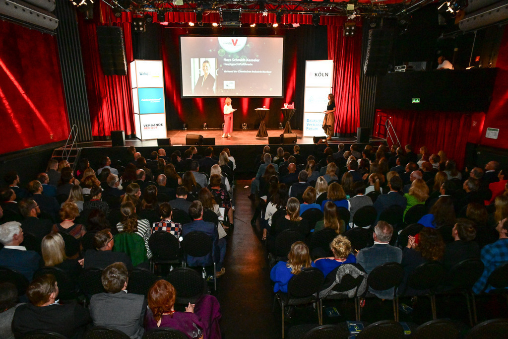 0354Media_V_Award_2025_Foto_Stefan_Wernz | Fotograf Köln - Realisiert mit Pictrs.com