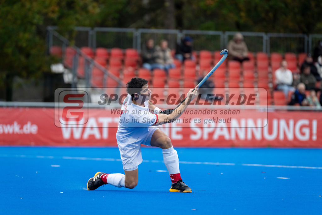 HK_20241102_108308 | 1. Bundesliga Herren Crefelder HTC - TSV Mannheim am 2.11.2024 CHTC Krefeld, Krefeld , Juan Ignacio Catan ( TSV Mannheim #4 )