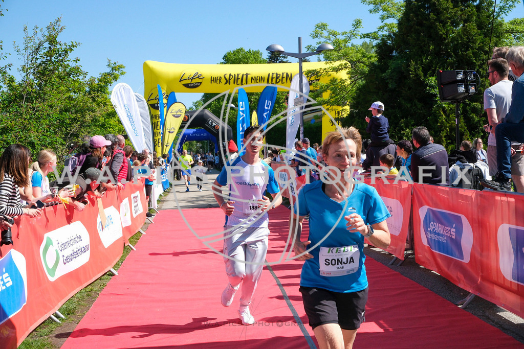 ..... | LINZ,AUSTRIA,27.April 24, Int. 3 Brückenlauf Linz  , Image shows: Photo: WAPICS / Michael ring