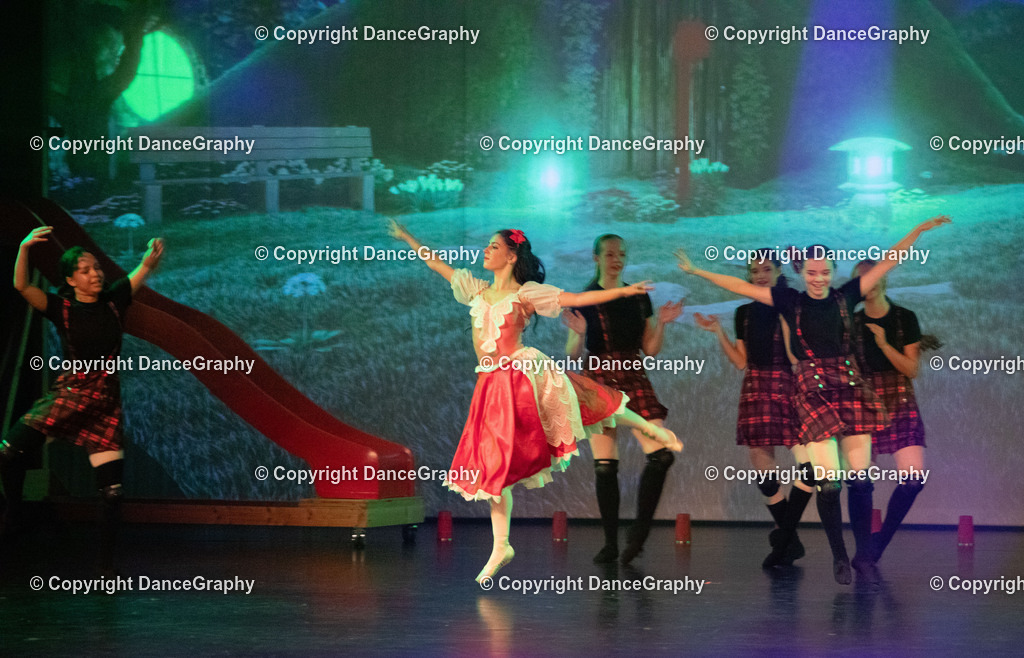 GPHY2038 | DanceGraphy - Realisiert mit Pictrs.com