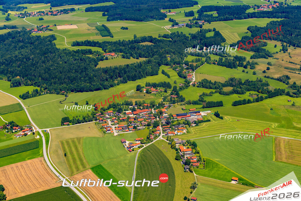 Luftaufnahme  Bairawies  Dietramszell Das Luftbild wurde 2025 vom UL-Flugzeug heraus erstellt ( keine Drohne ) - Hochauflösende Luftaufnahme -Nicht vergleichbar mit Google Maps oder Satelittenbilder- Die Geschenkidee !Mit Lizenz und Bildrechte bestellbar