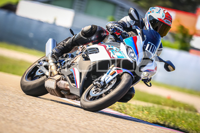 0100-260509DCB-022_100 | Deine Full-Service-Agentur für ✔️Videoproduktionen und ✔️Motorsportfotografie Jetzt Angebot anfragen!