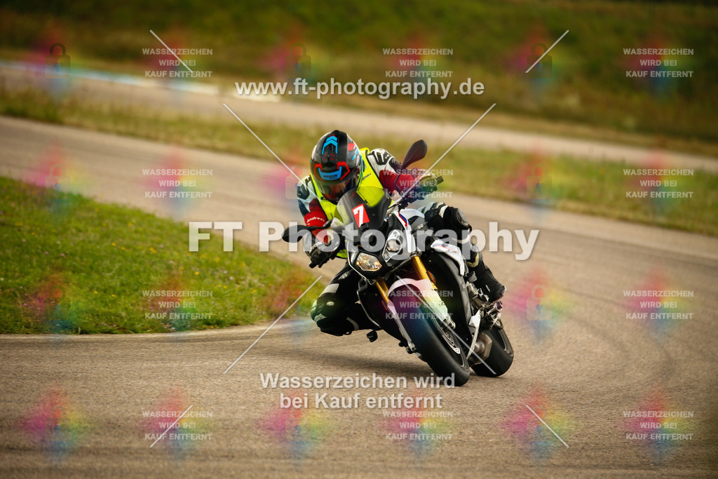 _MOT7910 | Hier findet Ihr Bilder von Touristenfahrten auf der Nürburgring Nordschleife oder von anderen Veranstaltungen die ich besucht habe. Viel Spass beim Durch Schauen 