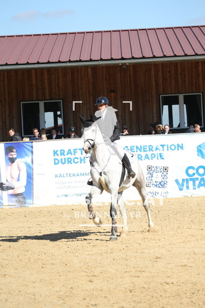 DL2Q2230 | Willkommen bei Brunnmayr - Design & Fotografie – Ihrem Spezialisten für Reitturniere und Pferdeveranstaltungen in Oberösterreich, Salzburg und Bayern! Seit über 17 Jahren sind wir leidenschaftlich dabei.