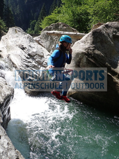 P7300168 | Bestelle die Bilder deines Berg- oder Wasser-Abenteuers mit Mountain Sports bequem von zu Hause aus direkt über unseren Online Fotoshop von pictrs.com. - Realisiert mit Pictrs.com