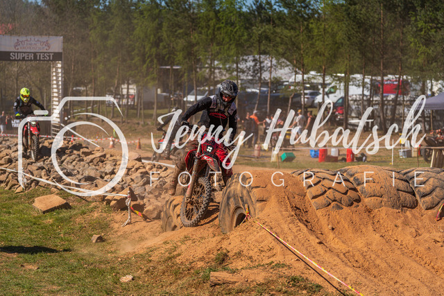 JHF.ECHT.3h.Samstag.42 | jennyhubatsch-endurofotografie