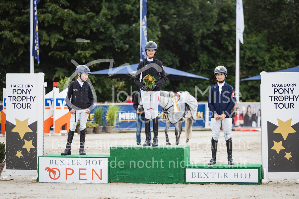 250712_BHO_Pony-L-245 | Deine schönsten Turniermomente als professionelle Fotos! Entdecke hochwertige Pferdesport-Fotografie im Online-Shop. Jetzt Fotos finden & bestellen!