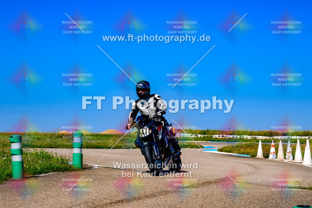 047-2828 | Hier findet Ihr Bilder von Touristenfahrten auf der Nürburgring Nordschleife oder von anderen Veranstaltungen die ich besucht habe. Viel Spass beim Durch Schauen 