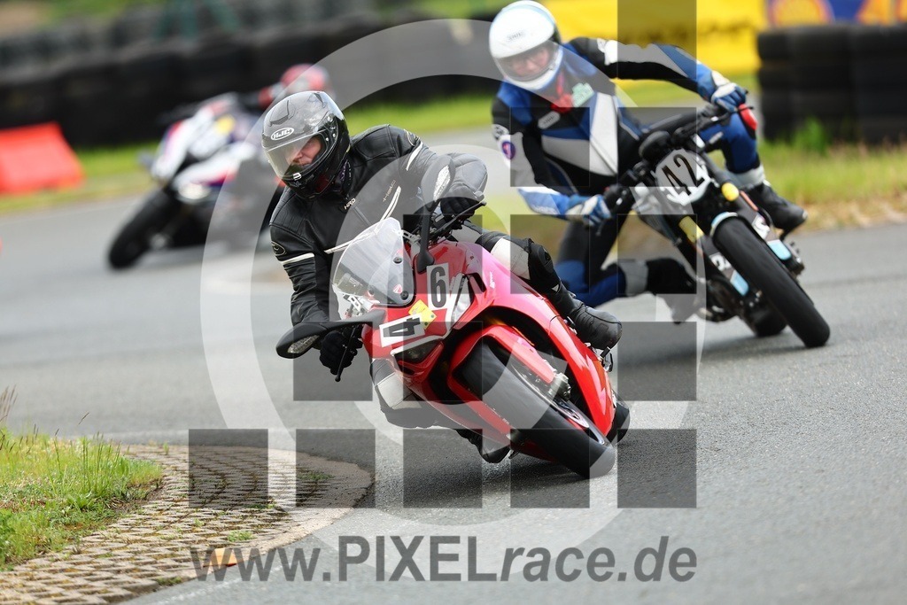 0046-20260509_02779 | Schöne Erinnerungen an spannende Momente - das festzuhalten ist unser Job. PIXELrace.de ist seit 2003 auf den Rennstrecken Europas unterwegs um die Action draußen beim Fahren und die wunderbare Stimmung imm Fahrerlager für euch einzufangen.