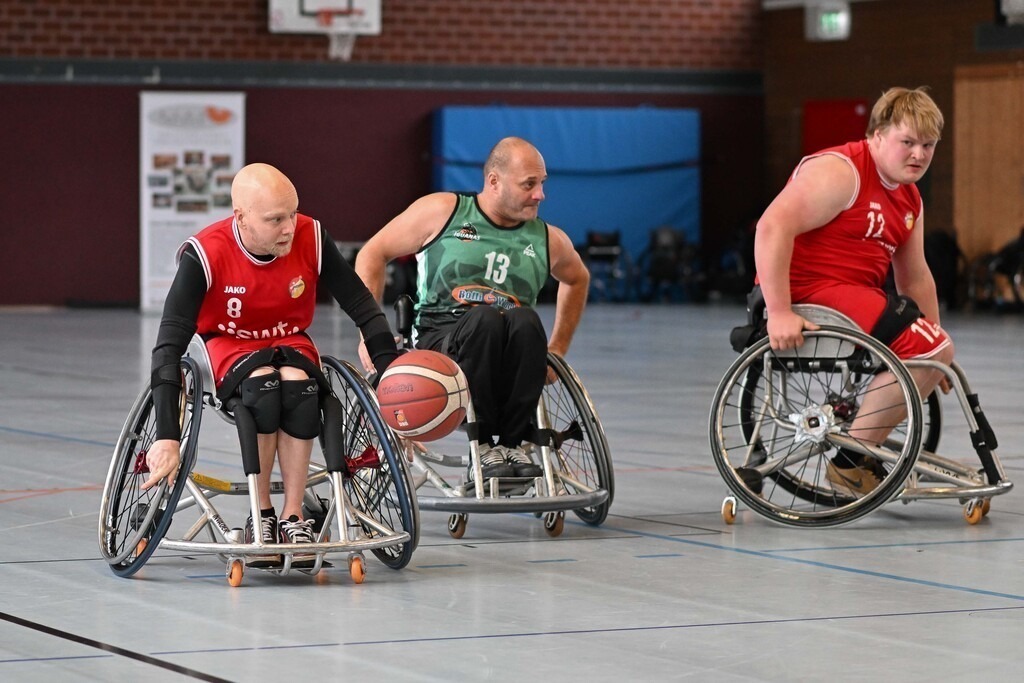 2025-11-30-Ralph_Kunze-4769 | Ralph Kunze - Realisiert mit Pictrs.com