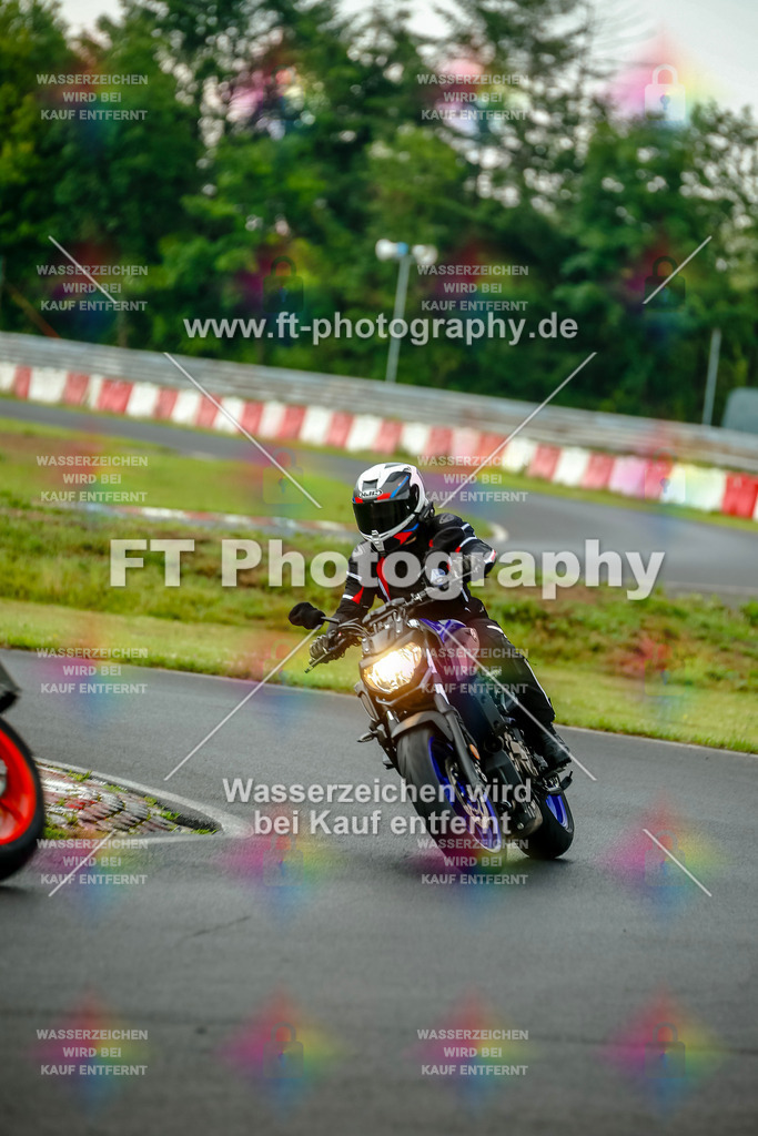 VBK-4098 | Hier findet Ihr Bilder von Touristenfahrten auf der Nürburgring Nordschleife oder von anderen Veranstaltungen die ich besucht habe. Viel Spass beim Durch Schauen 