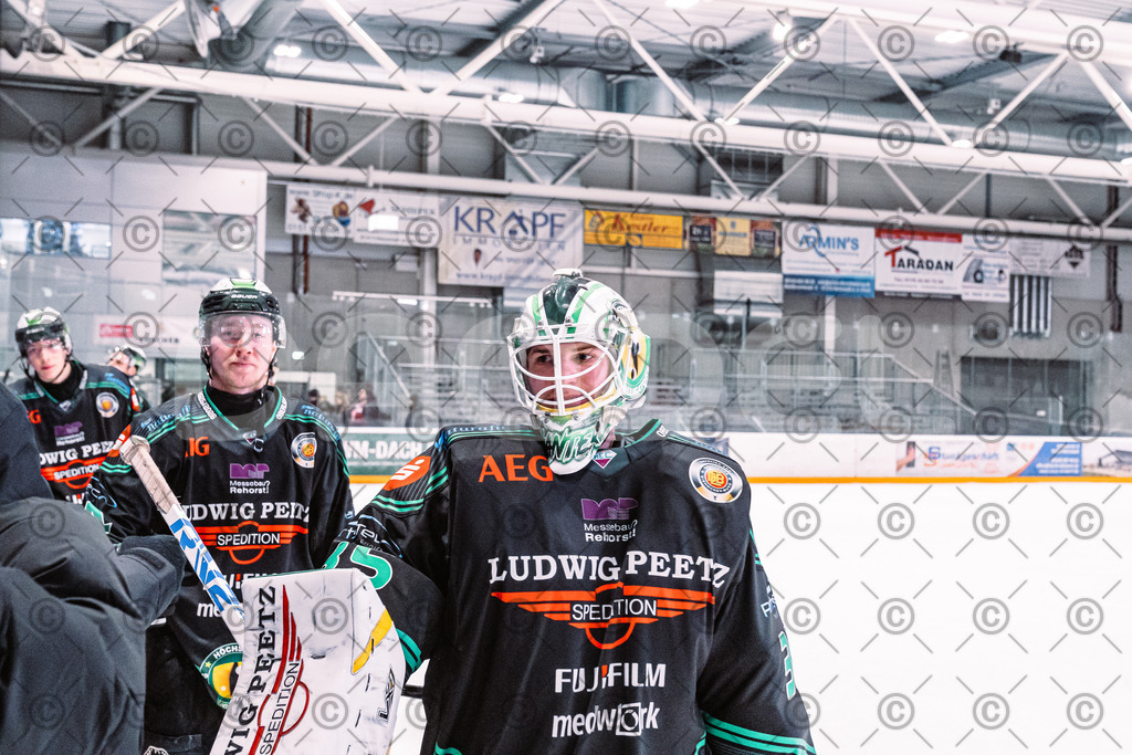 Alligators_vs_Memmingen_05_12_2025-228 | Höchstadt Alligators Fotogalerie: Eishockey-Action aus Franken. Professionelle Spielfotos, Portraits & Stadionbilder zum Download. Jetzt entdecken! - Realisiert mit Pictrs.com