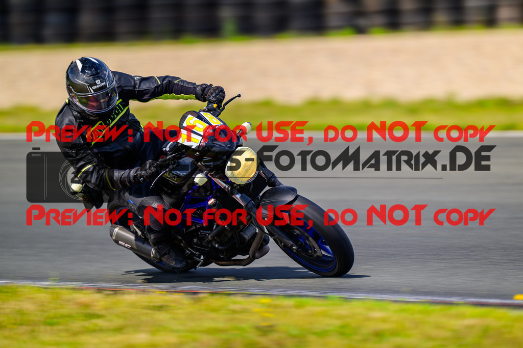 MaZZes_FotoMatrix_240725_6007705_1203 | GELB