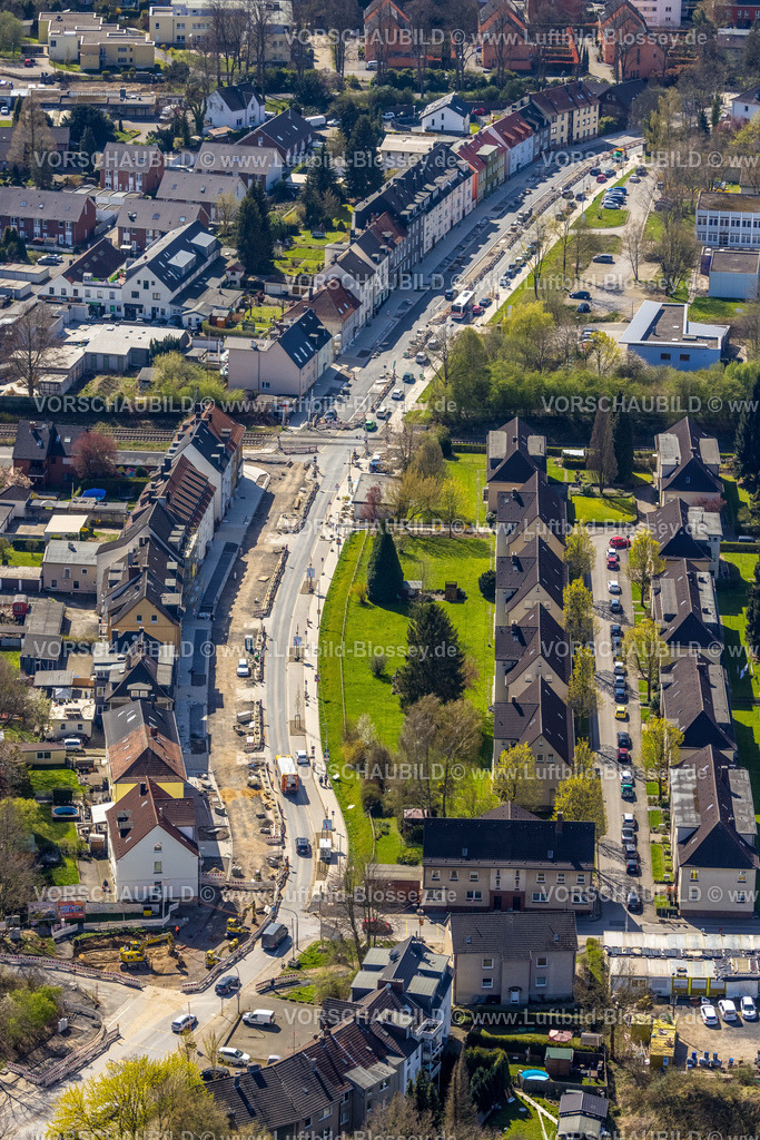 Witten220401142 | Luftbild, Baustelle mit Neugestaltung der Pferdebachstraße, Bahnübergang Ziegelstraße, Bebbelsdorf, Witten, Ruhrgebiet, Nordrhein-Westfalen, Deutschland