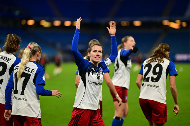 Fußball I Frauen I Saison 2025-2026 I DFB-Pokal I Achtelfinale I Hamburger SV - Bayer 04 Leverkusen I 16991 | Pauline Annette Machtens (28, Hamburger SV) - Realisiert mit Pictrs.com