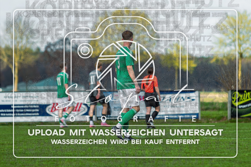FGFS-SGA-1021 | Jannik Woelms (SG Allertal #03) beim Herren Kreisliga HK Spiel zwischen FG Fulde-Stellichte und SG Allertal im Fulder Zentralstadion, Fulde (Simon Paul Stopat) - Realisiert mit Pictrs.com
