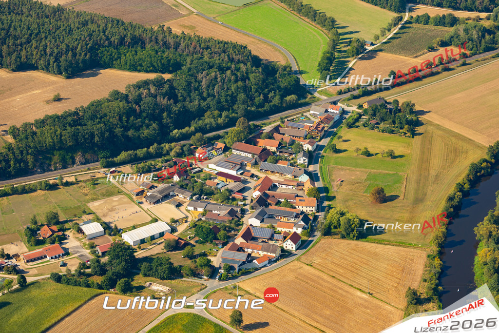 Das Luftbild zeigt : Brensdorf Stulln - Die Luftaufnahme wurde 2024 vom UL-Flugzeug aus erstellt ( keine Drohne ) - Hochauflösende Luftaufnahme - Für grossformatige Ausdrucke geeignet. Die Geschenkidee !Mit Lizenz und Bildrechte bestellbar
